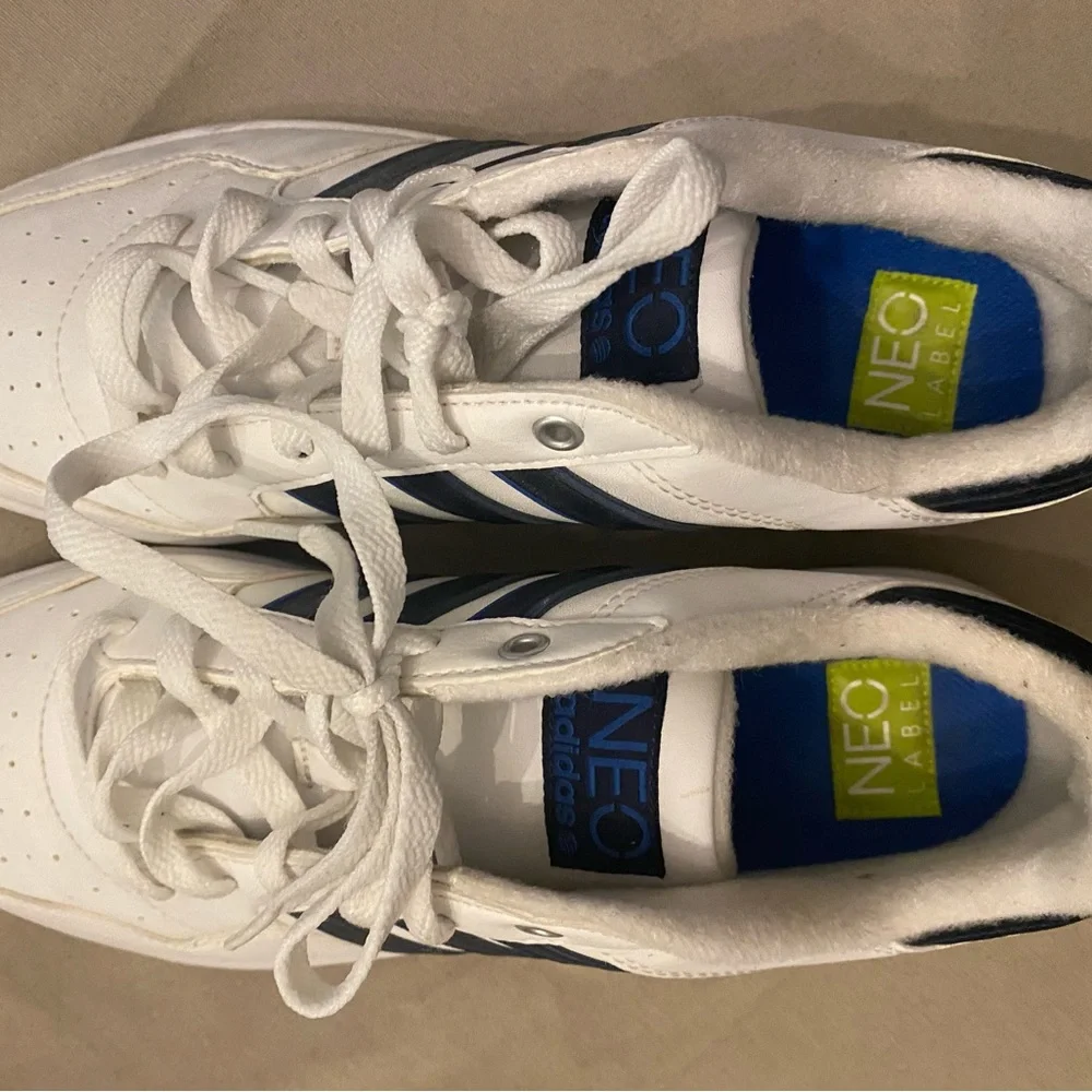 Adidas Men’s Tennis Shoes - Picture 2 of 4